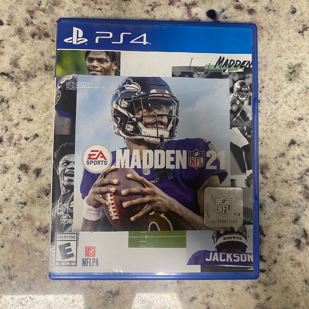 NFL PS4 Madden 21 Case